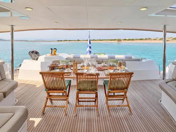 Aft seating area