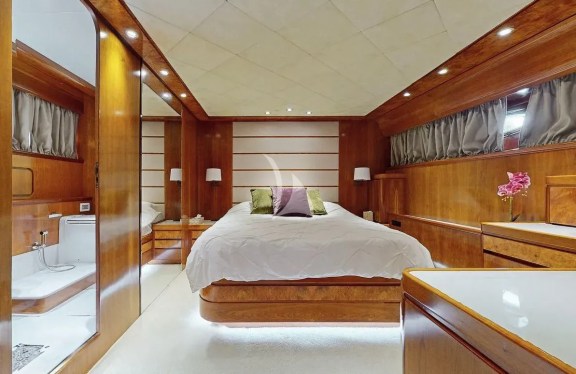 Image of STRESS NEGATIVE yacht #8