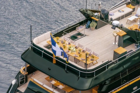 Image of CAN’T REMEMBER yacht #44