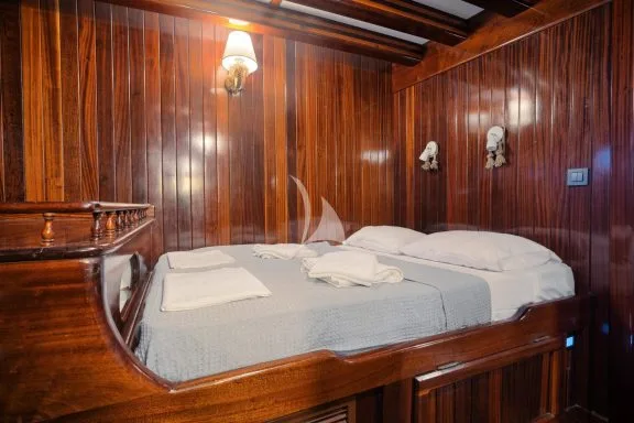 Image of THALASSA yacht #10