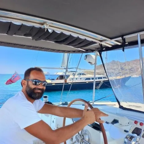 Crew of NAMASTE (SAMANA)|Vasilis Gravanis — Captain