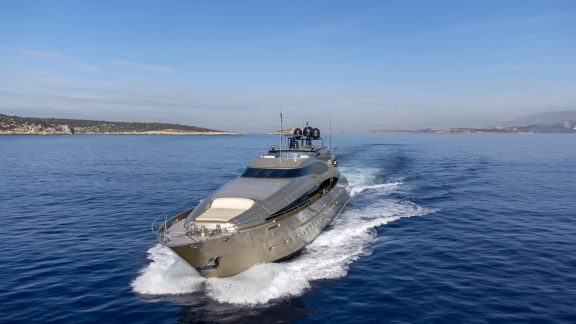 Image of HOKULANI yacht #10