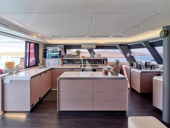 Image of ALMA yacht #57