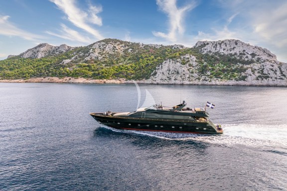 Image of CAN’T REMEMBER yacht #4