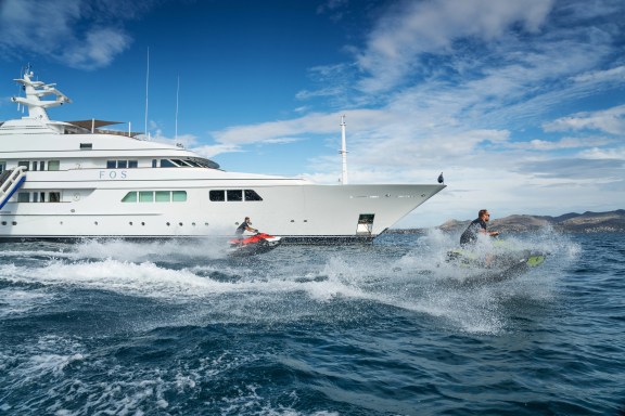 Image of FOS yacht #11
