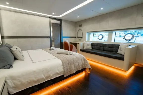 Image of NORTH WIND yacht #25