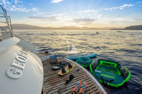 Image of GEORGE P yacht #69