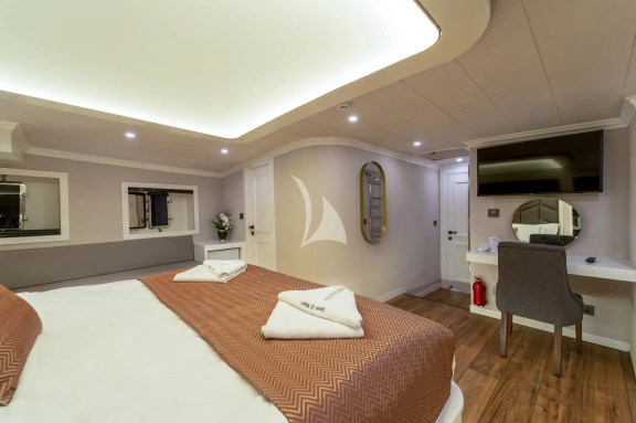 Image of QUEEN OF MAKRI yacht #29