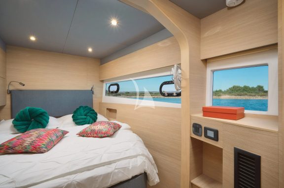 Image of By My Side yacht #161