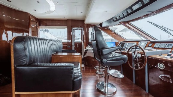 Image of LET IT BE yacht #24