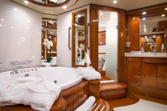 Image of DREAM B yacht #13
