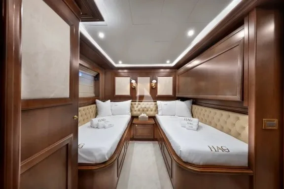 Image of HAG yacht #32