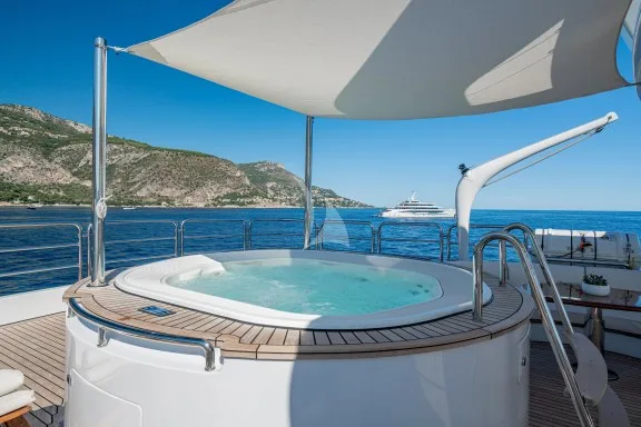 Flybridge