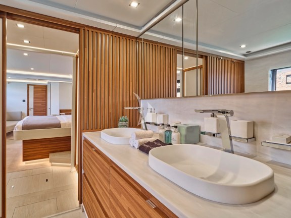 Owner's Bathroom