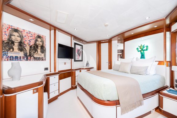 VIP Cabin 1