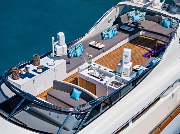 Flybridge area