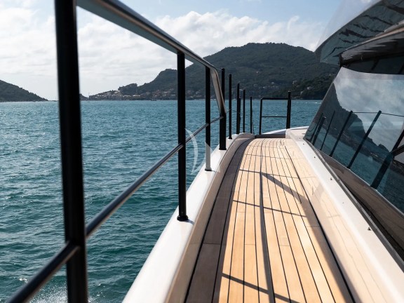 Image of ARESYA yacht #7