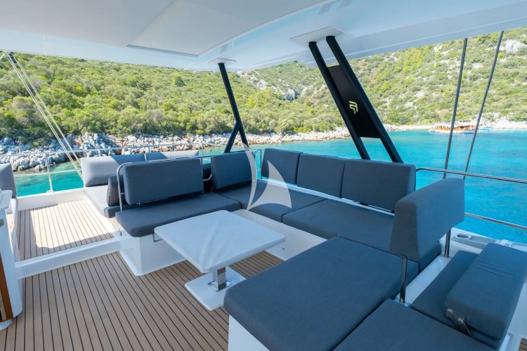 Flybridge