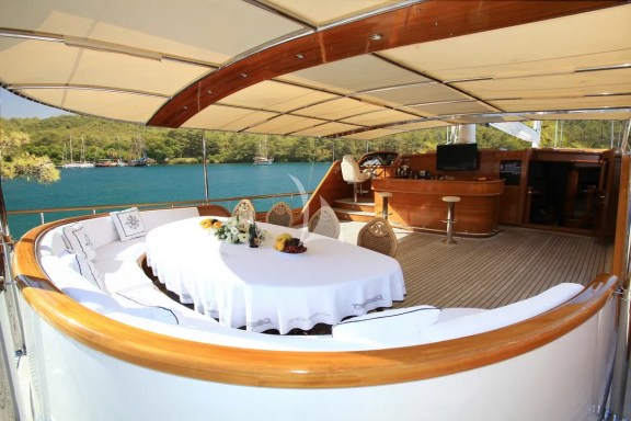 Aft Deck Dining III