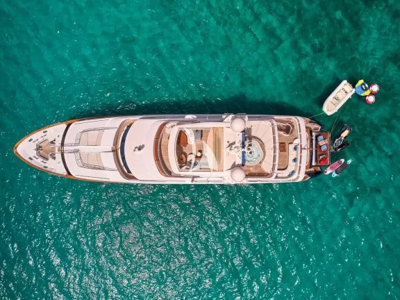 Image of OPTION B yacht #25