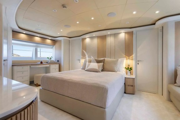 2nd Master Cabin on the Main deck, with an office, 2 spacious walk in closets & an exceptionally large en suite bathroom with his & hers separate toilets, his & hers sink units & 2 doors