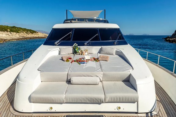 Image of THE BIRD yacht #21