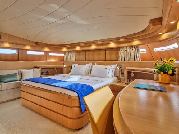 VIP Cabin main Deck