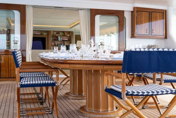 Bridge deck dining