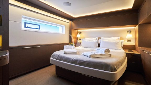Guest cabin