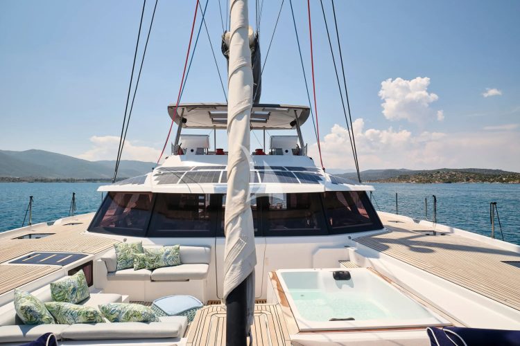 Fore deck sunbathing area