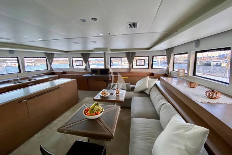 Main saloon