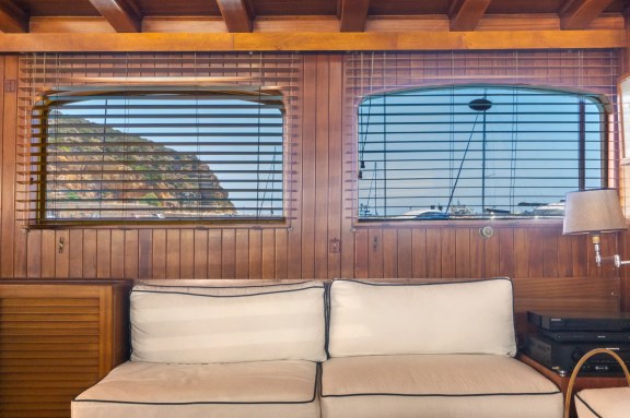 Image of Aphrodite yacht #19