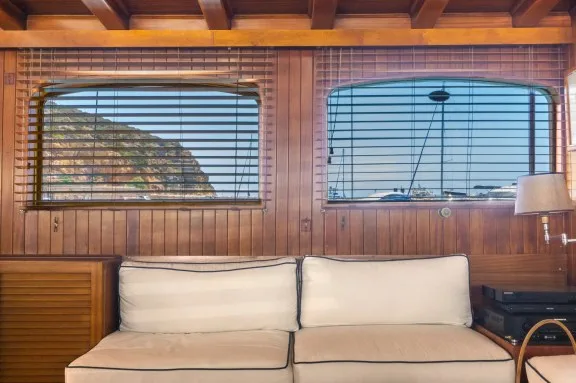 Image of Aphrodite yacht #19