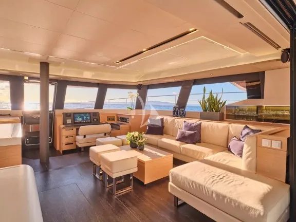 Sitting area and helm station