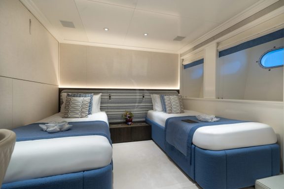 Image of IDEFIX II yacht #48