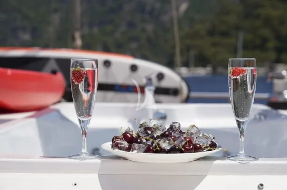 Image of QUEEN OF MAKRI yacht #16