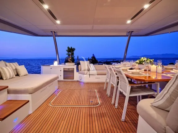 Aft seating area
