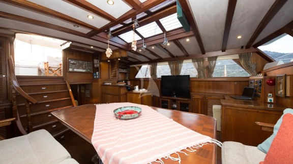 Saloon