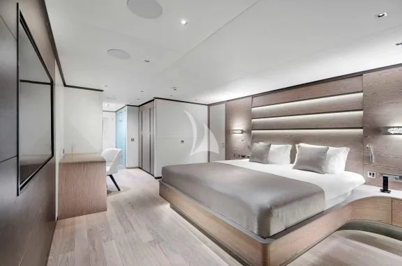 Image of All About U 2 yacht #27