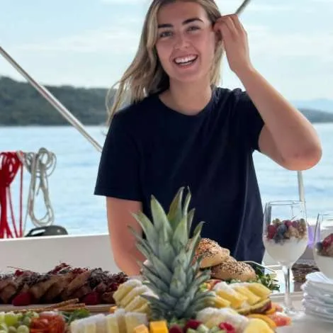 Crew of ALMOSTA ROAD|Eleanor Jarvis — Chef