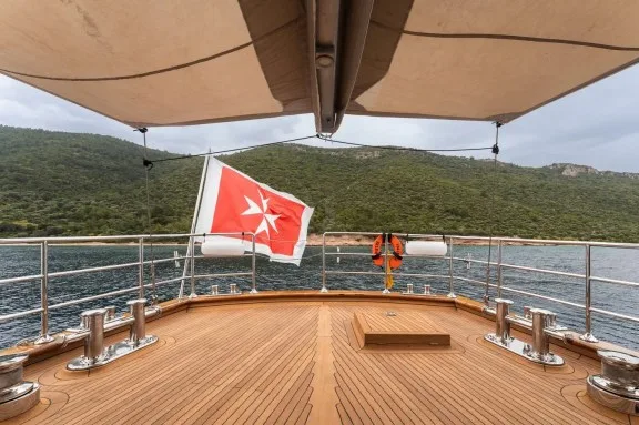 Image of LE PIETRE yacht #39