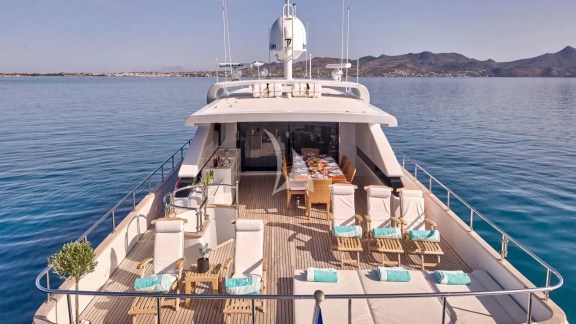 Image of LET IT BE yacht #9