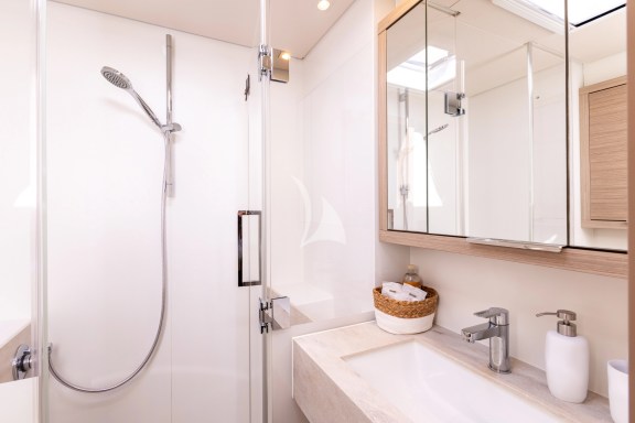 Master Cabin Shower