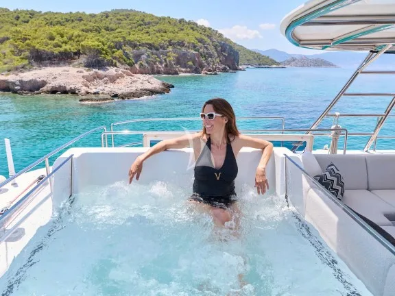 Relaxing Jacuzzi on Fly bridge