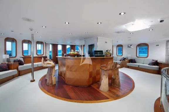 BRIDGE SALON AND BAR OPENS TO AFT