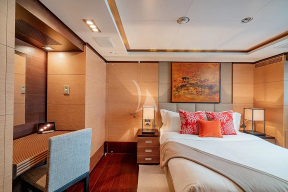 Double Cabin