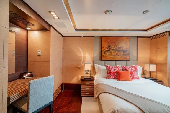 Double Cabin