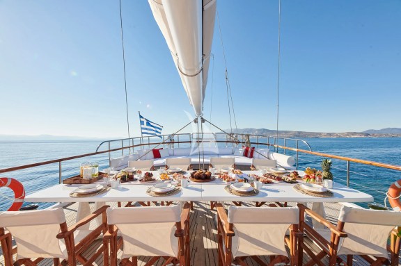 Image of WHITE PEARL yacht #24