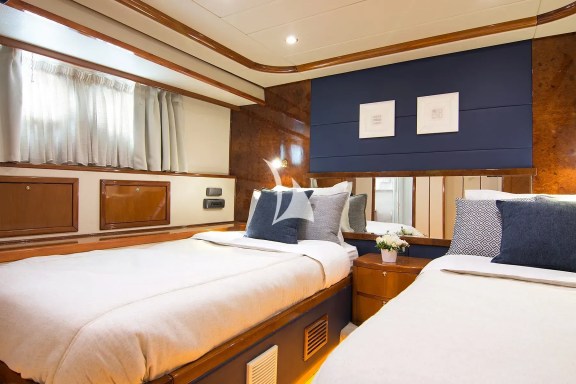 Image of DREAM B yacht #21