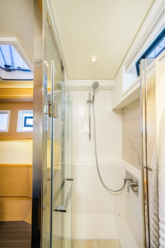 Image of LARGO WINCH yacht #22